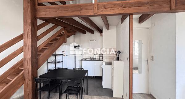 À vendre Studio 26 m² - Saint-étienne 42000
