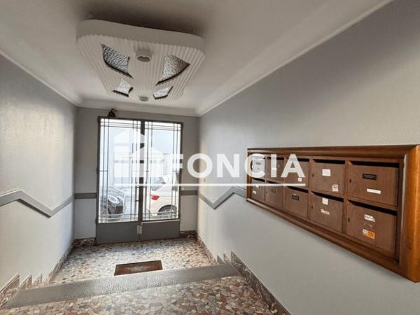 Location Appartement 3 pièces 94.23 m² - 11 RUE LINNE Grenoble 38000