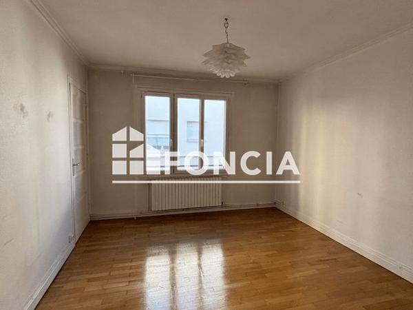 Location Appartement 3 pièces 94.23 m² - 11 RUE LINNE Grenoble 38000