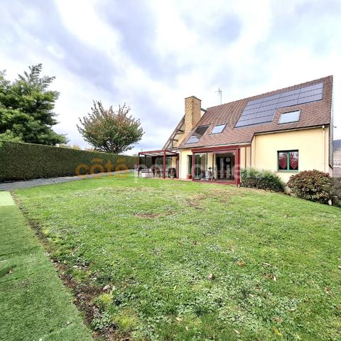 Vente
                Maison163,9 m² - 8 Pièces -
                    AVRANCHES (50300)