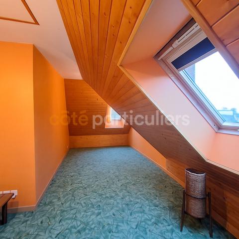 Vente
                Maison163,9 m² - 8 Pièces -
                    AVRANCHES (50300)
