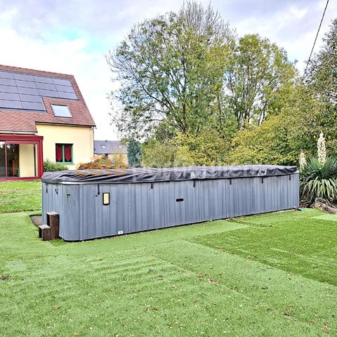 Vente
                Maison163,9 m² - 8 Pièces -
                    AVRANCHES (50300)