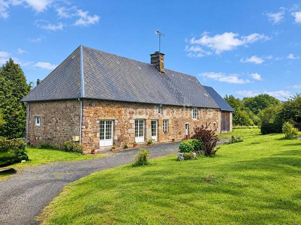 Vente
                Maison163,9 m² - 8 Pièces -
                    AVRANCHES (50300)