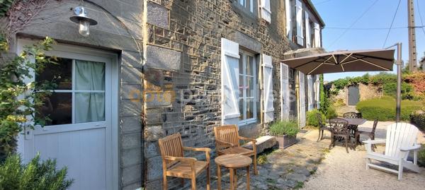 Vente
                Maison163,9 m² - 8 Pièces -
                    AVRANCHES (50300)
