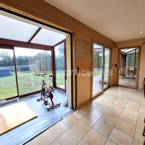 Vente
                Maison163,9 m² - 8 Pièces -
                    AVRANCHES (50300)