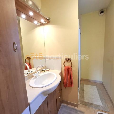 Vente
                Maison163,9 m² - 8 Pièces -
                    AVRANCHES (50300)
