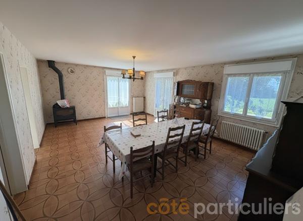 Vente
                Maison155 m² - 8 Pièces -
                    Grand-Champ (56390)