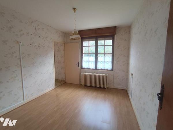 Maison individuelle sur sous-sol avec jardin