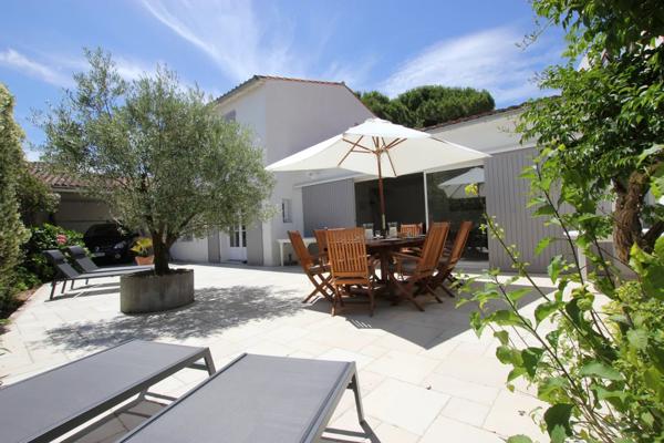 Les Portes en Ré – Maison de caractère au coeur du village