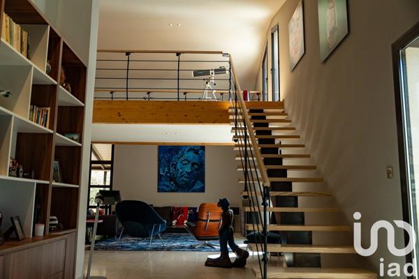 Bastide 8 pièces de 320 m² à Châteaurenard (13160)