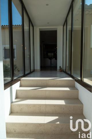 Bastide 8 pièces de 320 m² à Châteaurenard (13160)