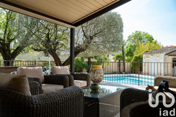 Bastide 8 pièces de 320 m² à Châteaurenard (13160)