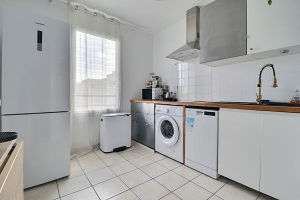 Appartement 3 pièces lumineux au dernier étage à Saint Denis - Porte de Paris - Stade de France