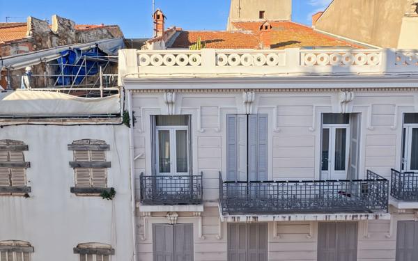 Appartement à vendre    1 pièce • 32,29 m2 Fréjus