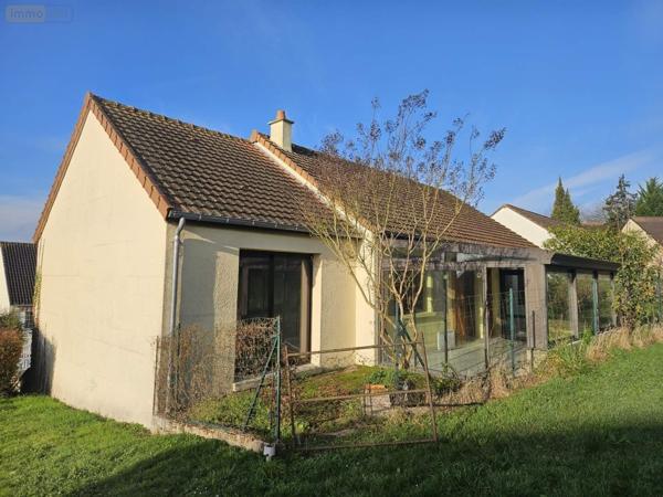 Maison à vendre à Luceau dans la Sarthe (72500), ref : 106864
