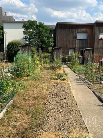 APPARTEMENT PARFAIT ETAT