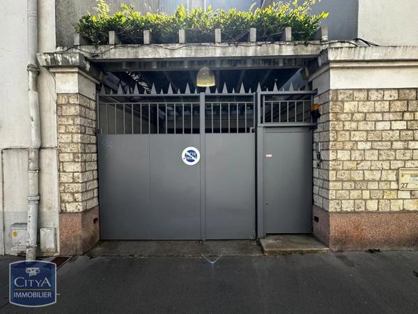 Parking à louer Tours (37000)
