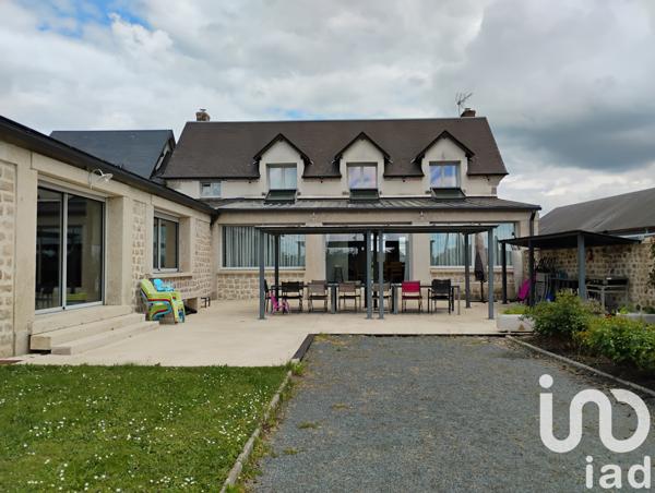 Maison à vendre 10 pièces 440 m² Boussac-Bourg