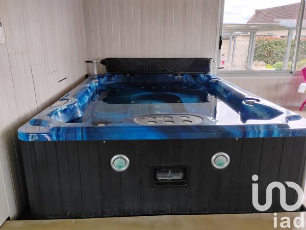 Maison à vendre 10 pièces 440 m² Boussac-Bourg