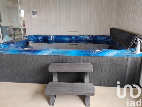 Maison à vendre 10 pièces 440 m² Boussac-Bourg