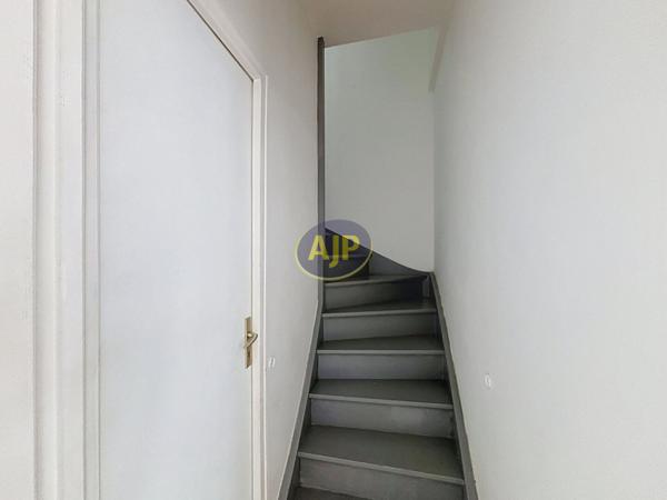 Appartement à louer Rochefort : 3 pièces, 49m² avec 2 chambre(s) à 695€ - AJP Immobilier Rochefort