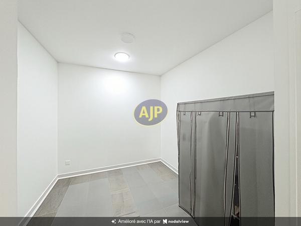 Appartement à louer Rochefort : 3 pièces, 49m² avec 2 chambre(s) à 695€ - AJP Immobilier Rochefort