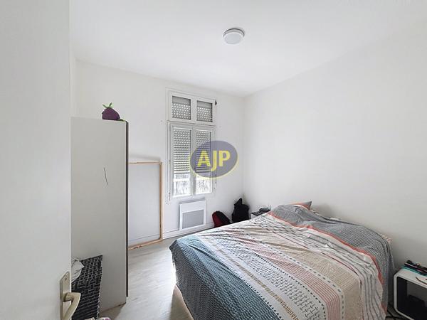 Appartement à louer Rochefort : 3 pièces, 49m² avec 2 chambre(s) à 695€ - AJP Immobilier Rochefort