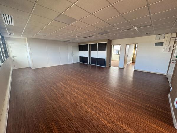 Bureaux Dijon 101,93 m2