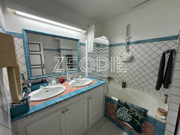Saint-François (97118) Exclusivité ZEOPIE Immobilier : T2 de 58m² + terrasse de 14m² et place de parking privative dans résidence de