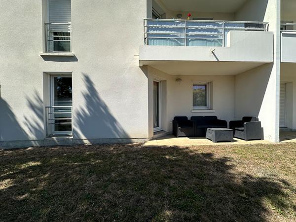 Appartement à vendre à Vannes T2 avec terrasse, parking et garage en sous-sol !