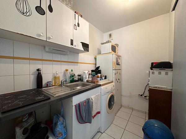 Appartement à vendre à Vannes T2 avec terrasse, parking et garage en sous-sol !