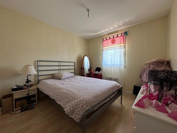 Appartement à vendre à Vannes T2 avec terrasse, parking et garage en sous-sol !