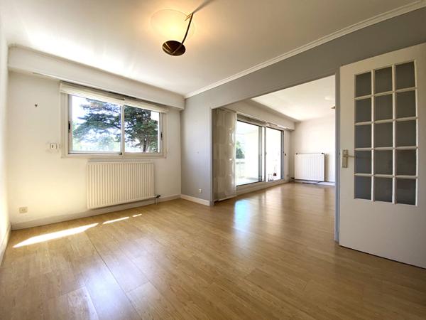 Appartement à vendre à Vannes 2 chambres Ascenseur Terrasse Garage