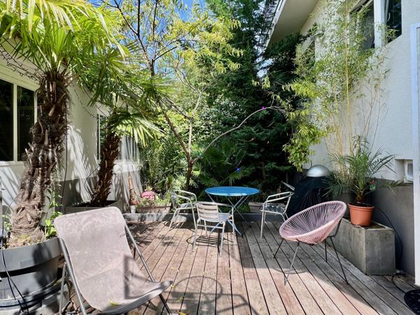 Bagnolet (93170) Mairie des Lilas - Maison de charme avec terrasse et 2 studios indépendants