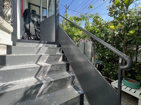 Bagnolet (93170) Mairie des Lilas - Maison de charme avec terrasse et 2 studios indépendants