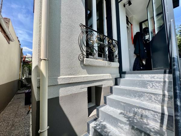 Bagnolet (93170) Mairie des Lilas - Maison de charme avec terrasse et 2 studios indépendants