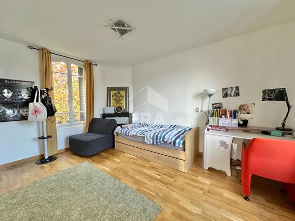 Maison d'exception à vendre à Sartrouville - 6 pièces, 4 chambres