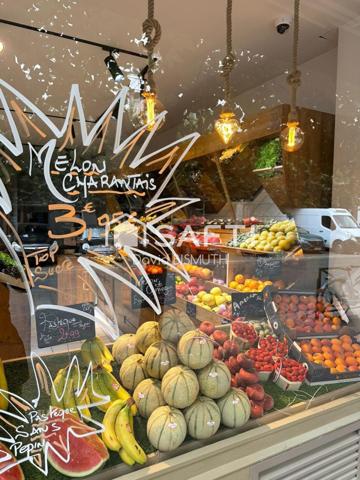 À VENDRE – FONDS DE COMMERCE FRUITS & LÉGUMES – LEVALLOIS-PERRET