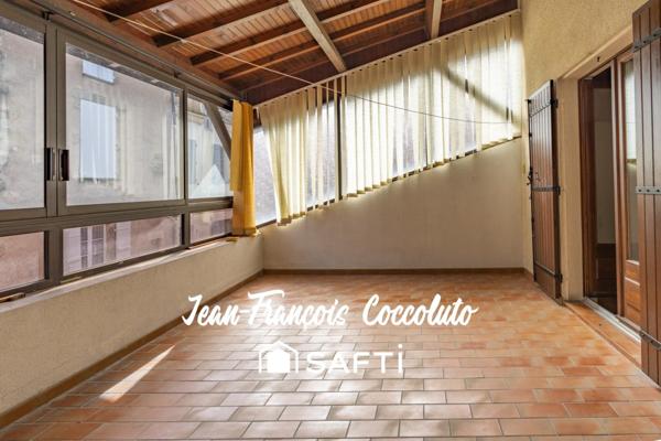 Maison de ville confortable avec cour intérieure