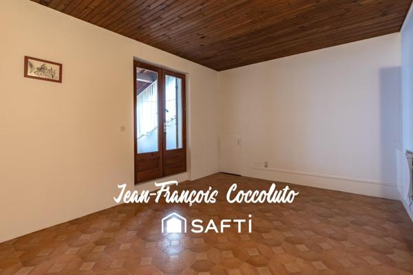 Maison de ville confortable avec cour intérieure
