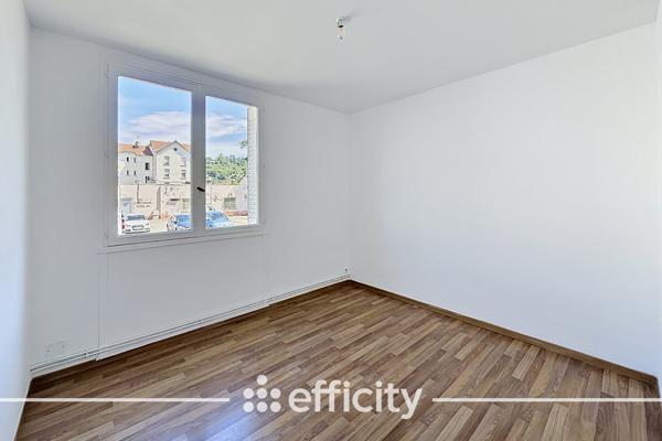 Appartement
         3 pièces
        - 61 m² Exclusivité 139 900 € *