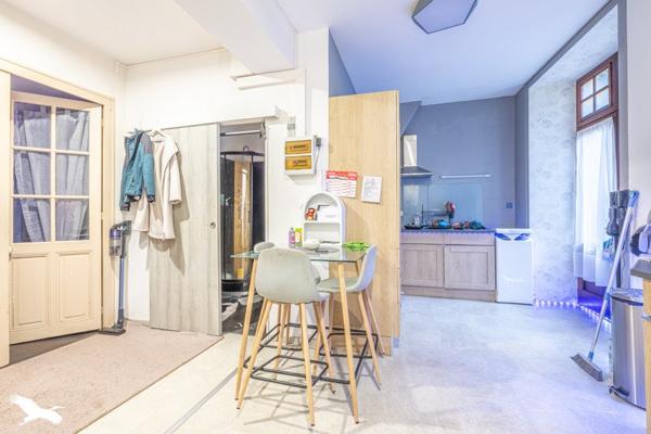 Immeuble à vendre |  Fontenay-le-Comte |  250 m²