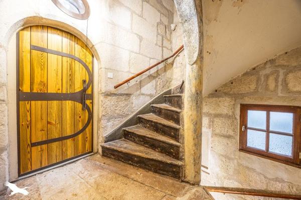 Immeuble à vendre |  Fontenay-le-Comte |  250 m²