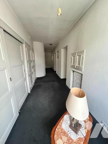 Maison de charme individuelle de 240m² habitables sur un terrain plat, clos et arboré de 1908m² e