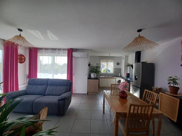 Appartement de 64m2 - 2 chambres- jardin -parking