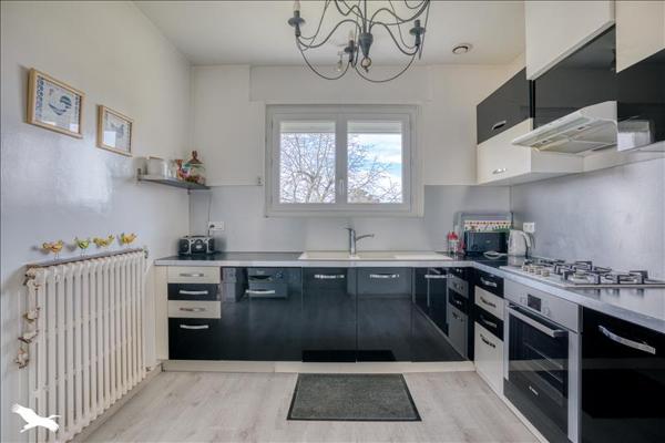 Maison à vendre |  Pineuilh |  5 pièces | 142 m²