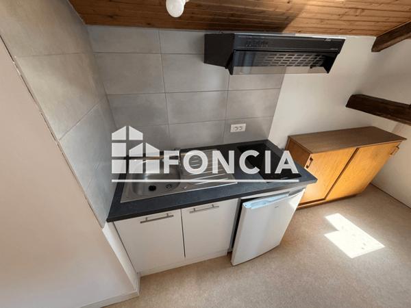 Location Studio 17.22 m² - 7 RUE JEAN JAURES Poitiers 86000