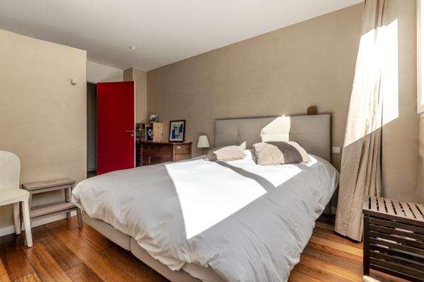 Viroflay (78220) VIROFLAY RIVE GAUCHE -APPARTEMENT EN REZ DE JARDIN ENTREE PRIVATIVE Profession Libérale acceptée.