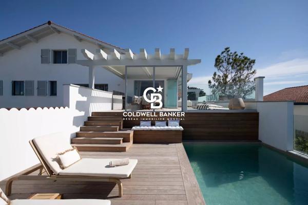 Villa 6 pièces à vendre Biarritz - 64200 / Réf: SR1-224