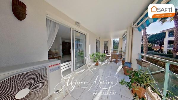 COUP DE COEUR ! 5 pièces avec terrasse et garage - Centre de Saint Aygulf 83370